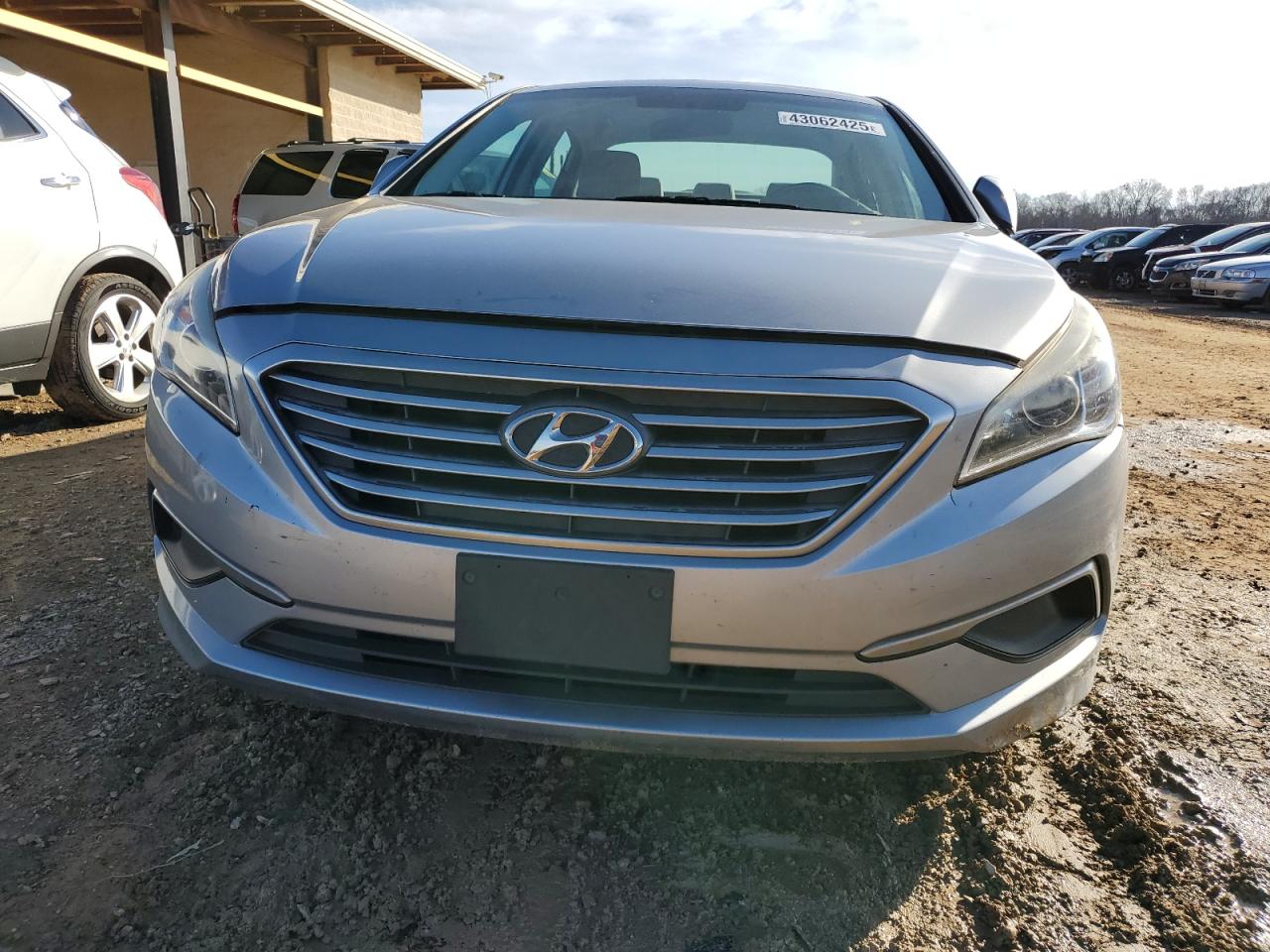 2017 Hyundai Sonata - Image 5