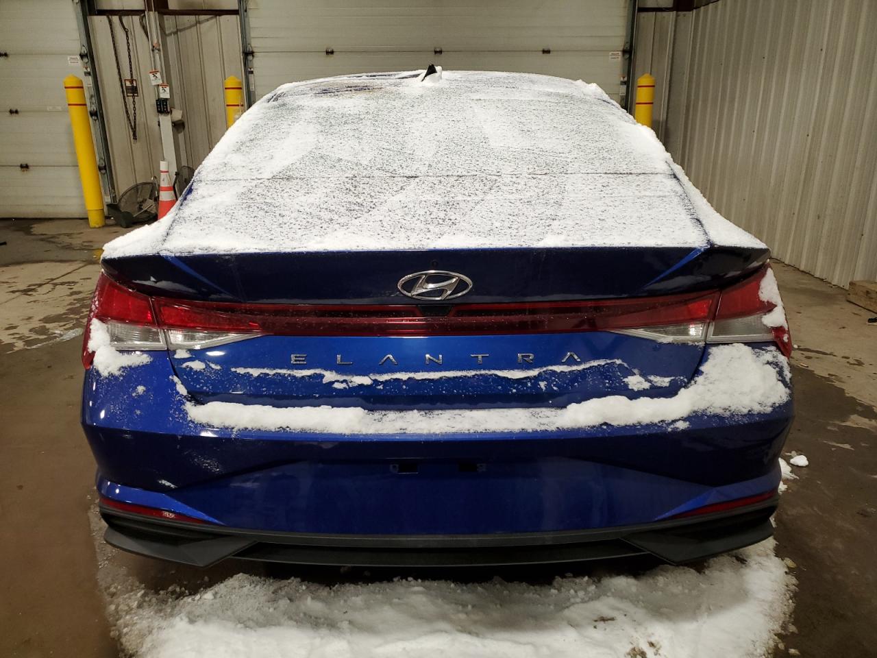 2021 Hyundai Elantra - Image 6