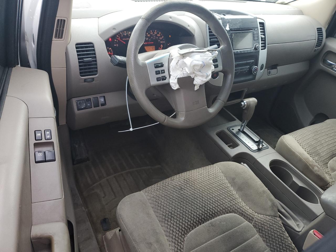 2016 Nissan Navara (Frontier) - Image 8