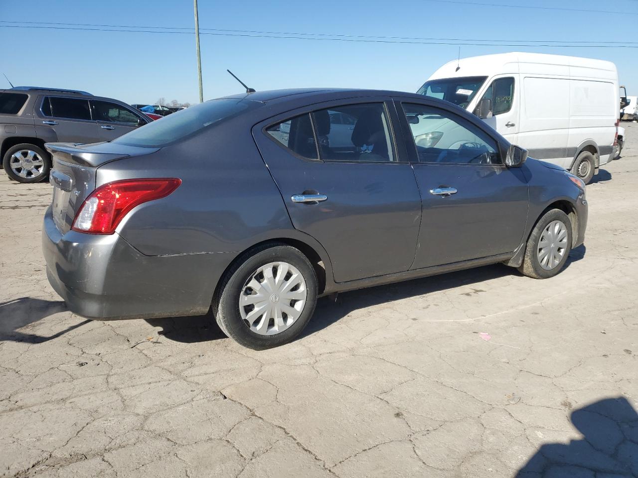 2018 Nissan Versa - Image 3
