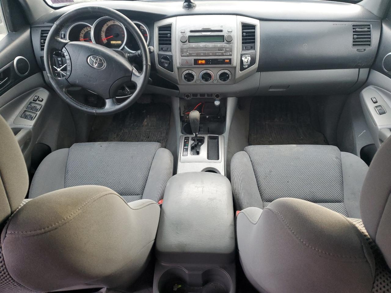 2011 Toyota Tacoma - Image 8