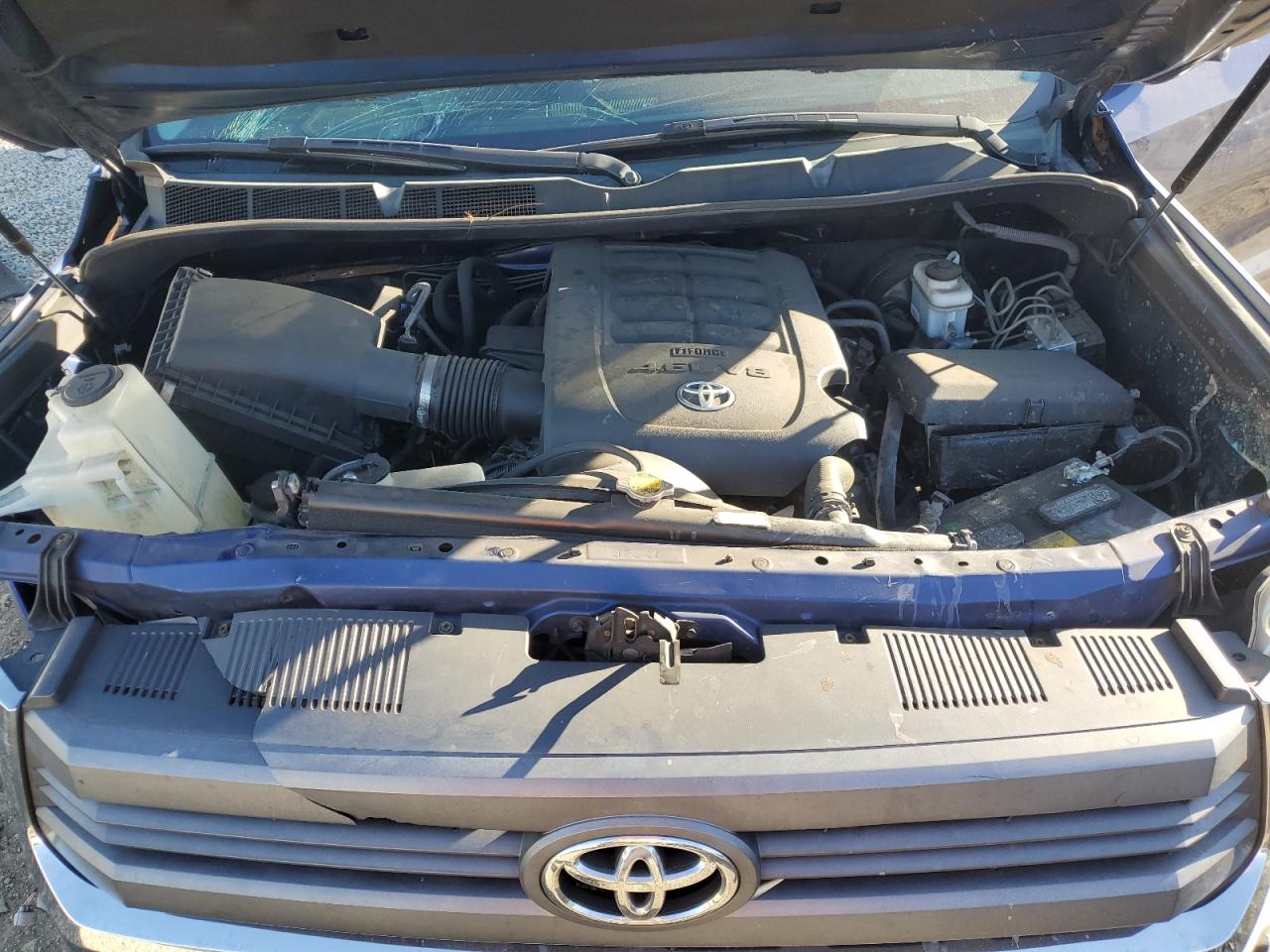 2014 Toyota Tundra - Image 11