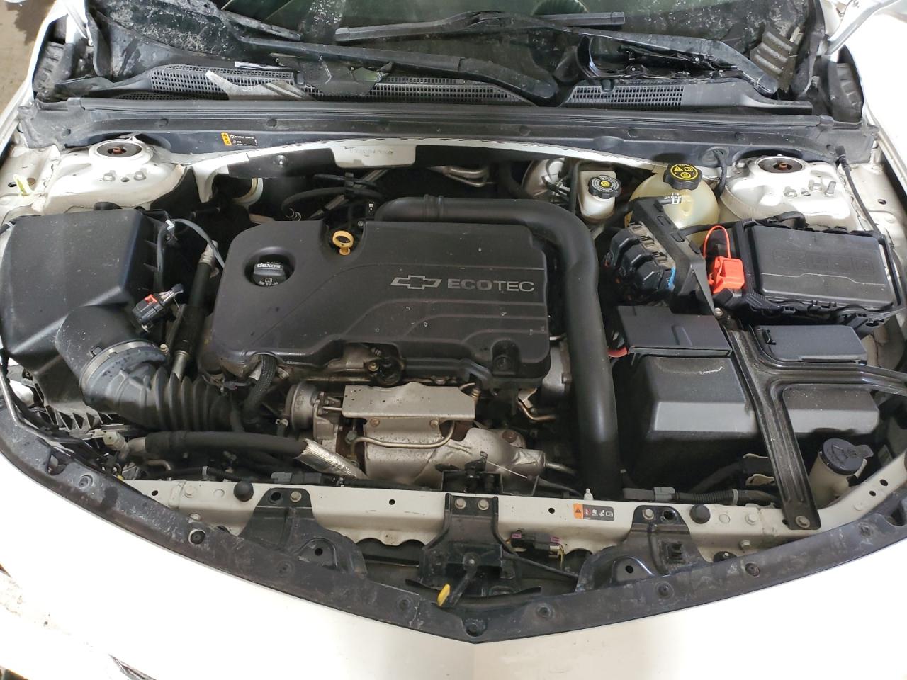 2017 Chevrolet Malibu - Image 11