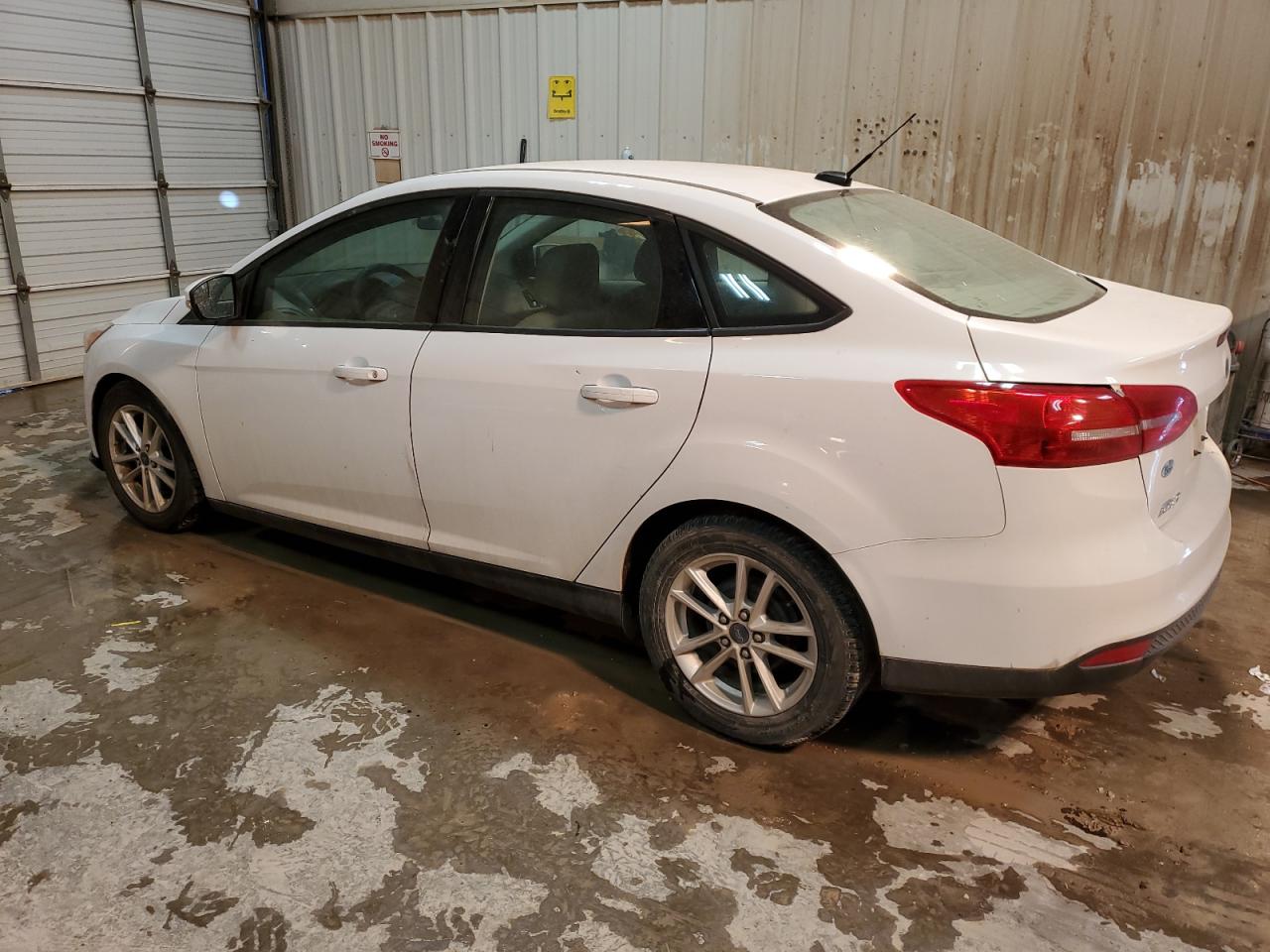 VIN 1FADP3F20FL384964 2015 FORD FOCUS no.2