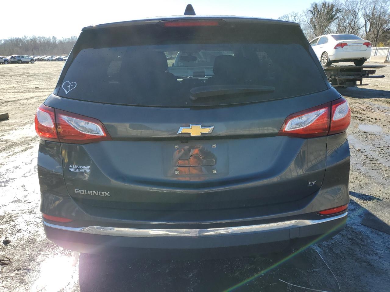 2018 Chevrolet Equinox - Image 6