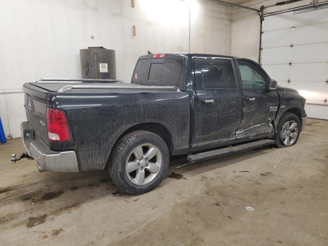 2015 RAM 1500 - Image 3