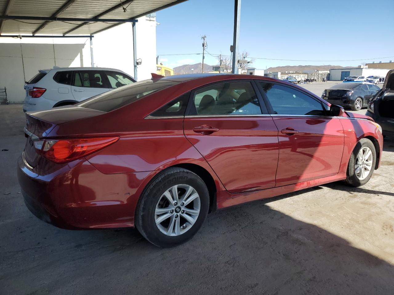2014 Hyundai Sonata - Image 3