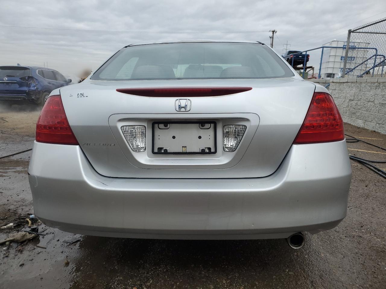 2006 Honda Accord - Image 6