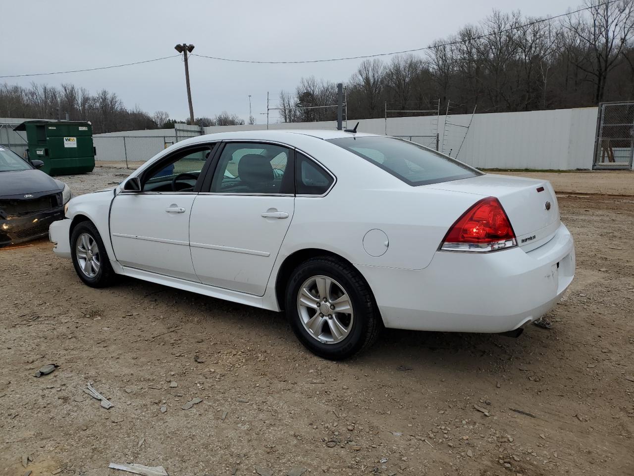 2015 Chevrolet Impala - Image 2
