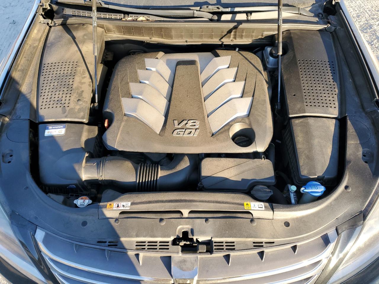 2016 Hyundai Equus - Image 11