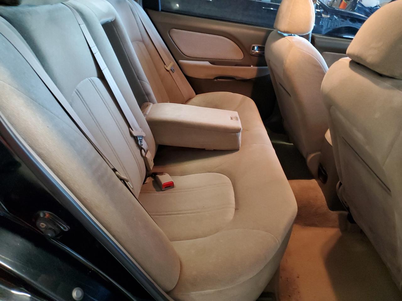 2005 Hyundai Sonata - Image 10