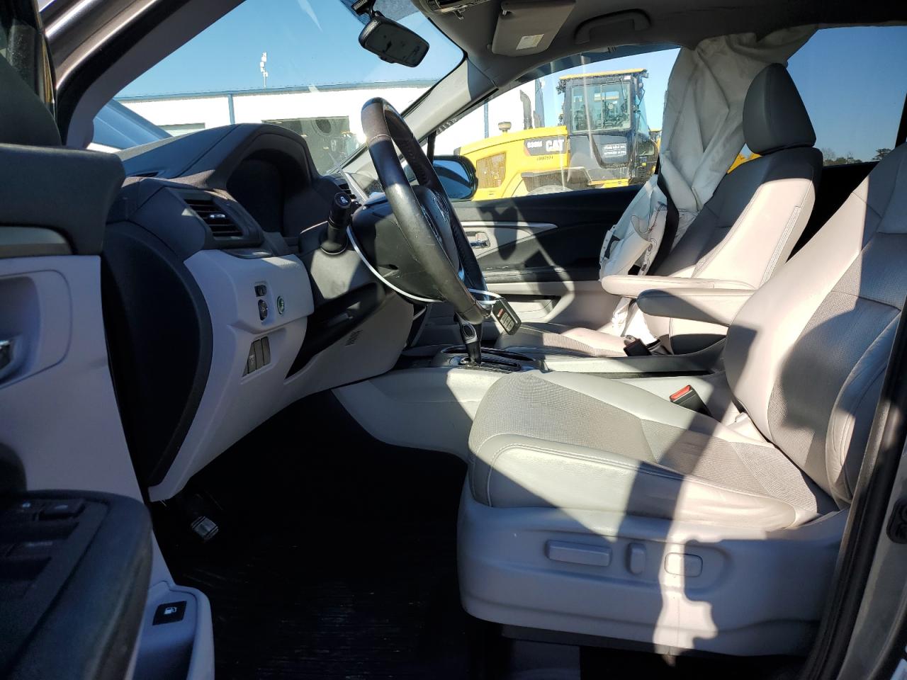2019 Honda Ridgeline - Image 7