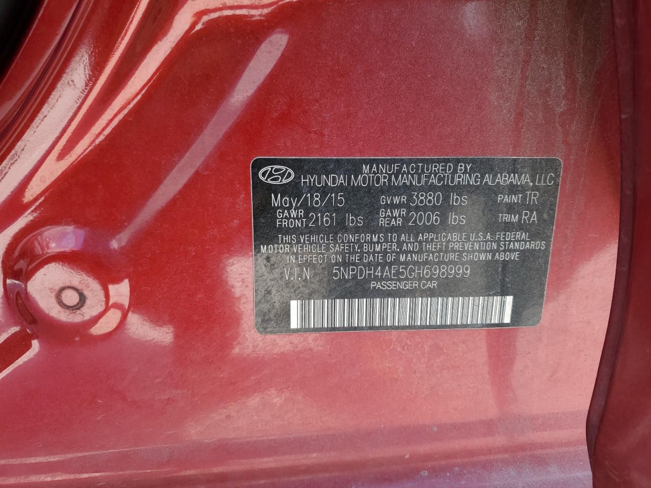 2016 Hyundai Elantra - Image 13