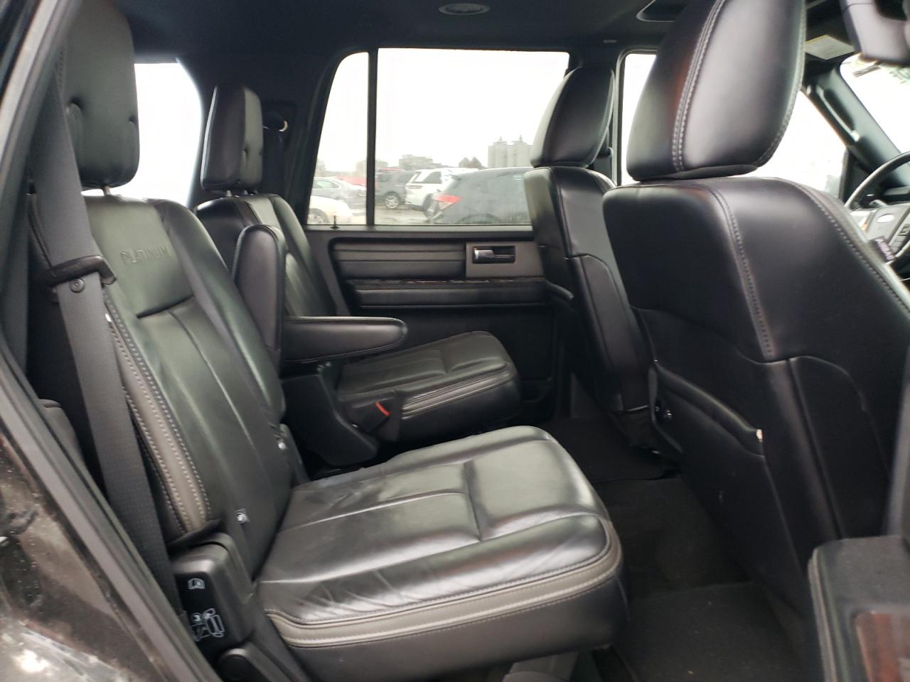 2017 Ford Expedition - Image 11