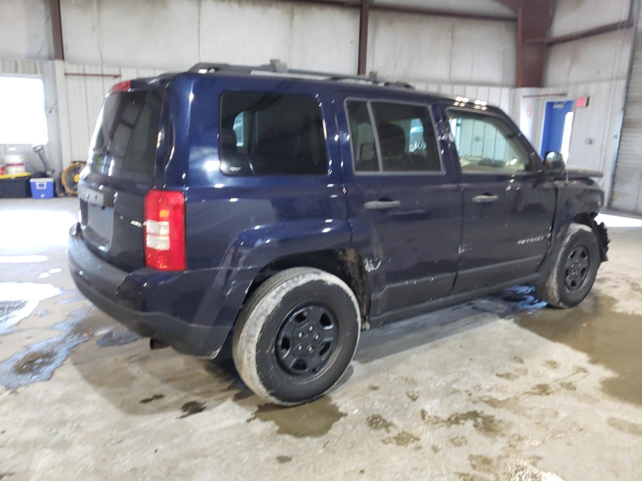 2015 Jeep Liberty (Patriot) - Image 3