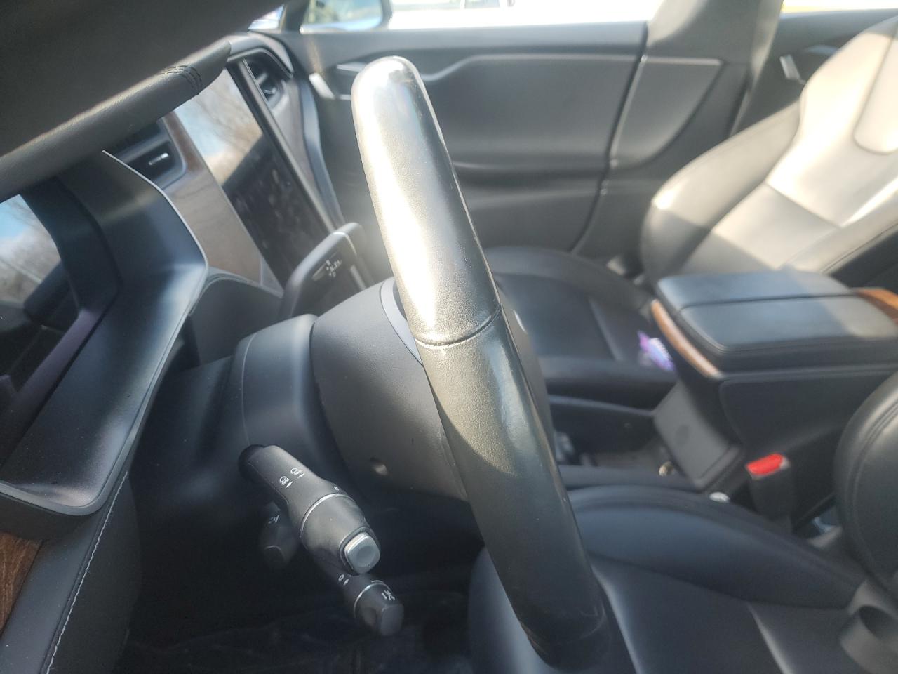 5YJSA1E47LF402269 TESLA MODEL S 2020