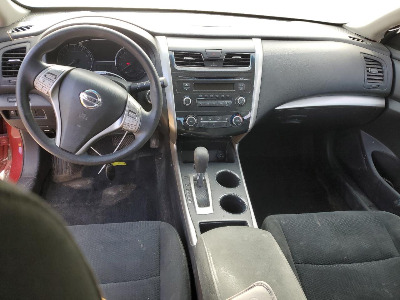 2015 Nissan Altima - Image 8