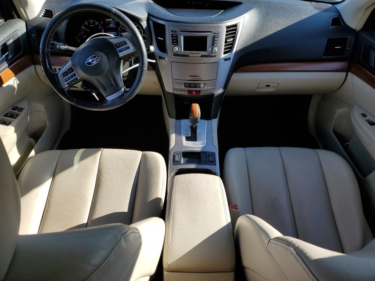 2013 Subaru Outback - Image 8