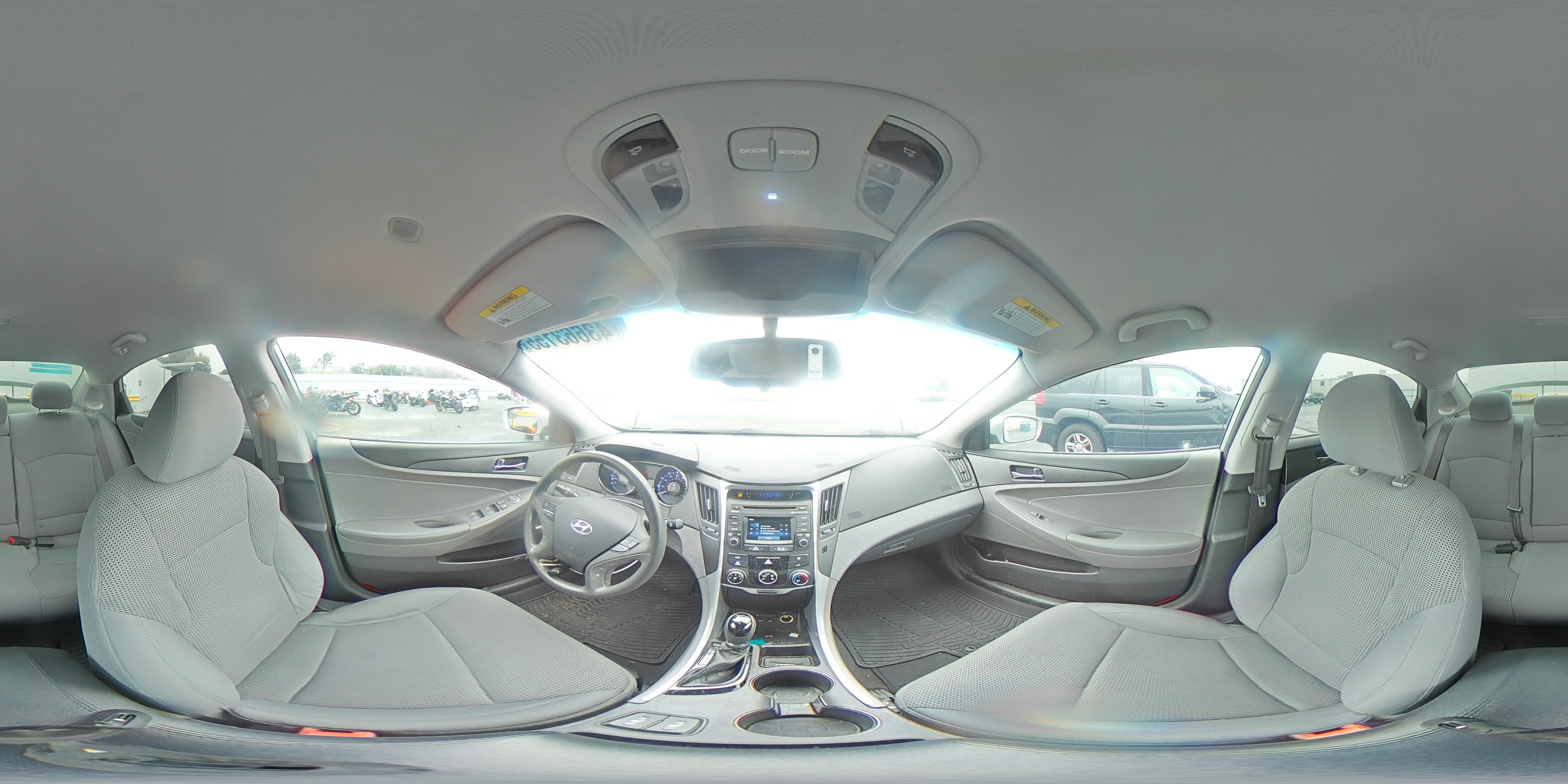 2014 Hyundai Sonata - Image 13