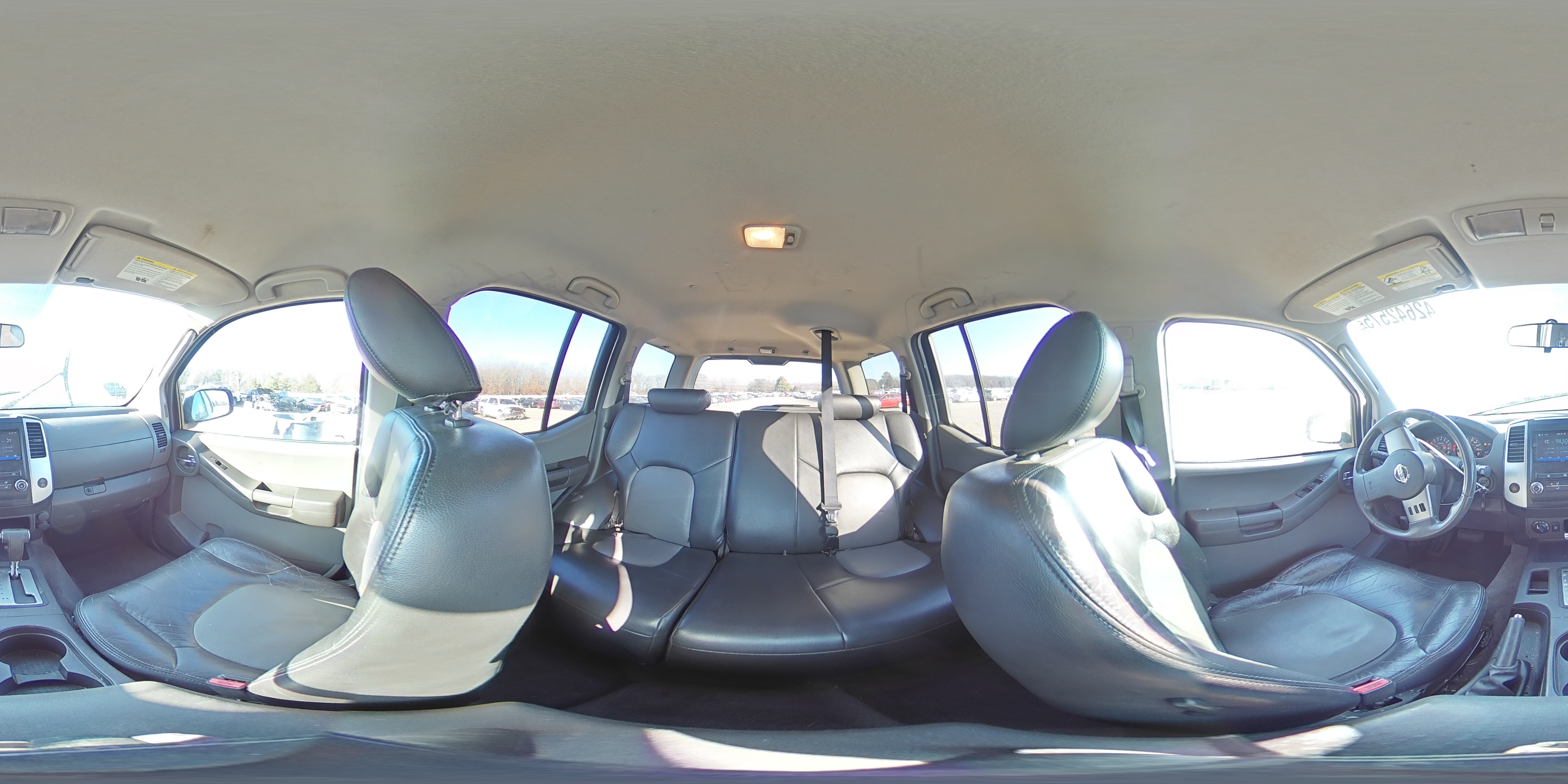 2011 Nissan XTerra - Image 14