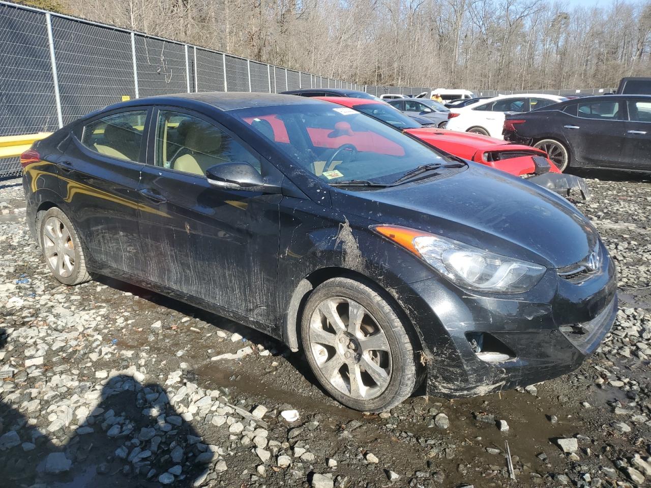 2013 Hyundai Elantra - Image 4