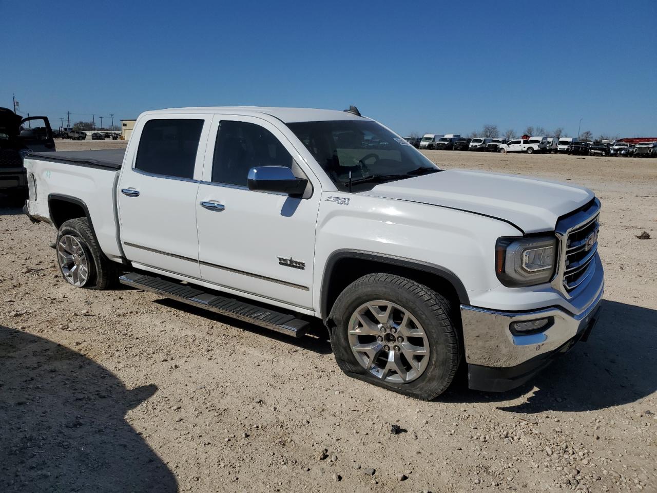 2018 GMC Sierra - Image 4