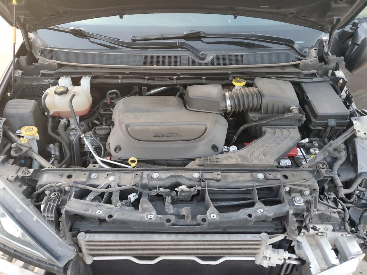 2020 Chrysler Pacifica - Image 12