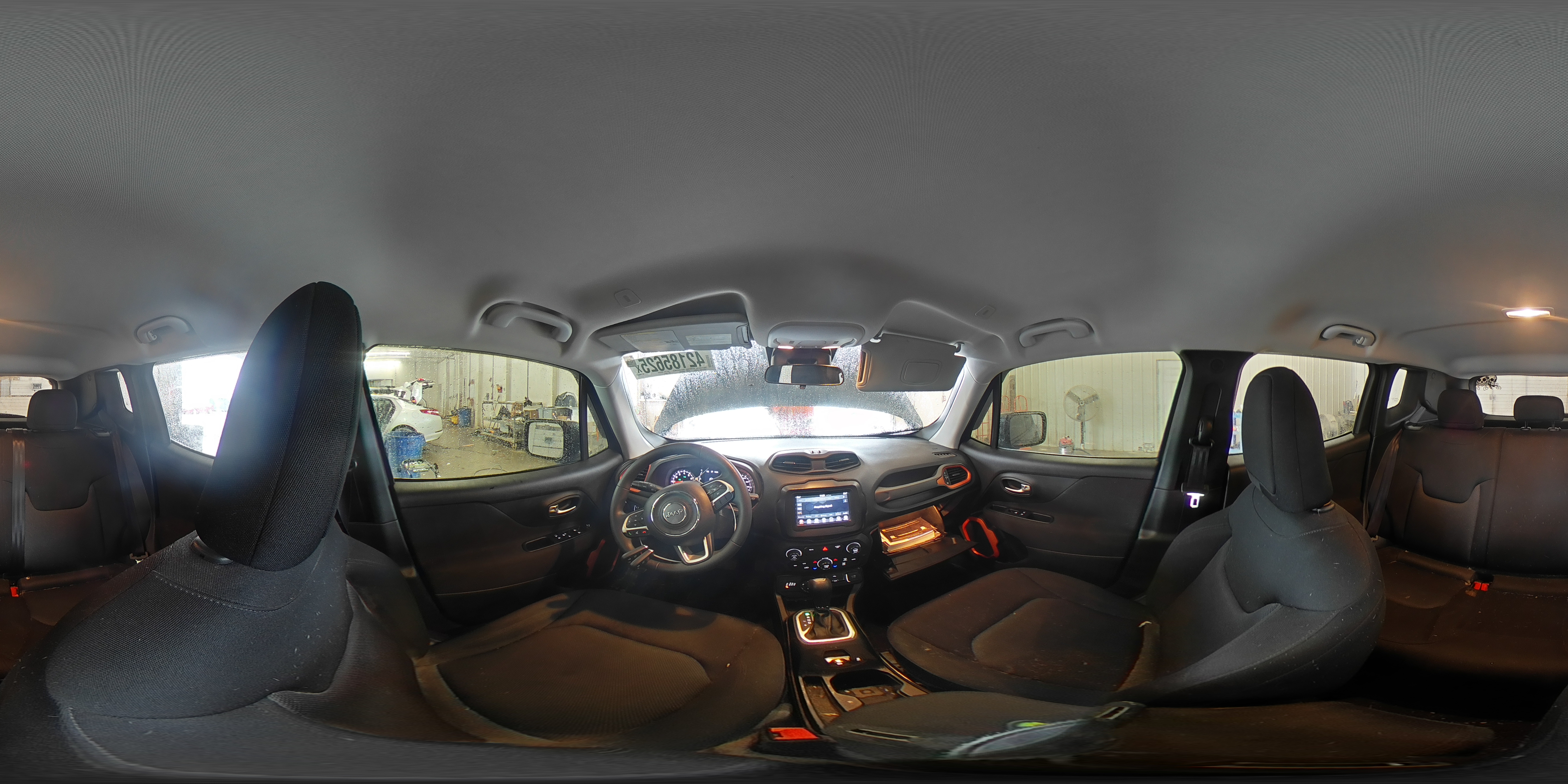 2020 Jeep Renegade - Image 14