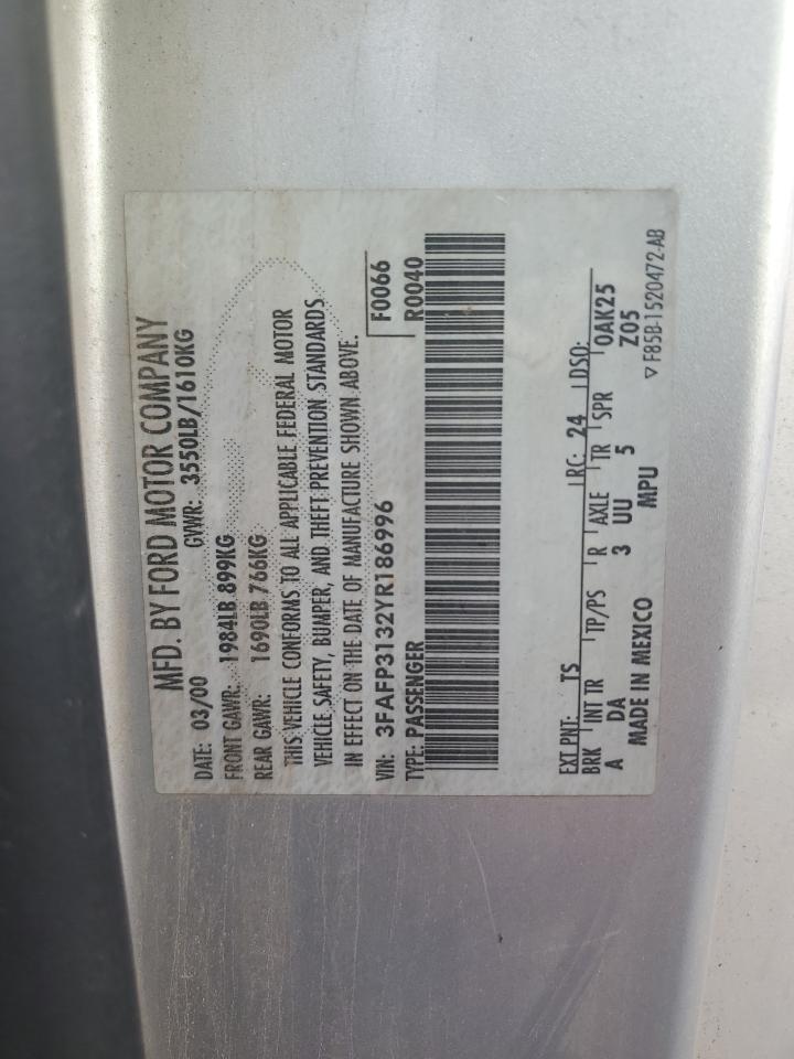 2000 Ford Focus - Image 12
