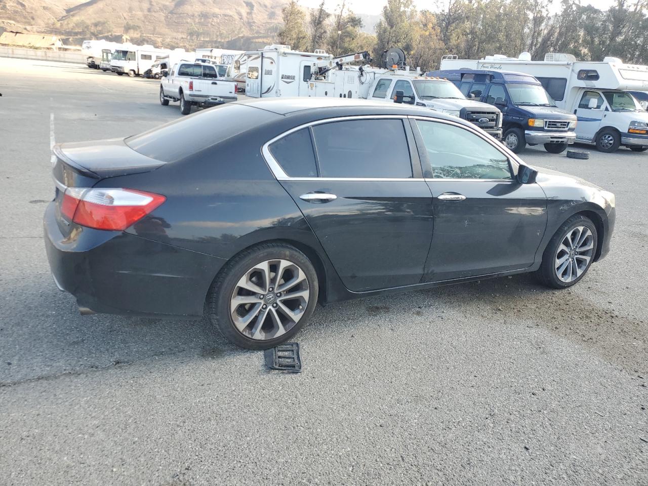 2015 Honda Accord - Image 3