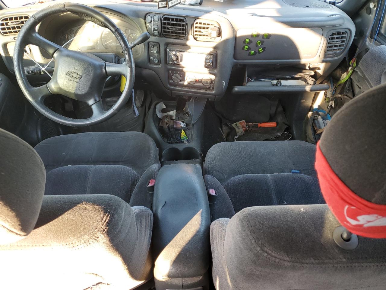 2001 Chevrolet Blazer - Image 8
