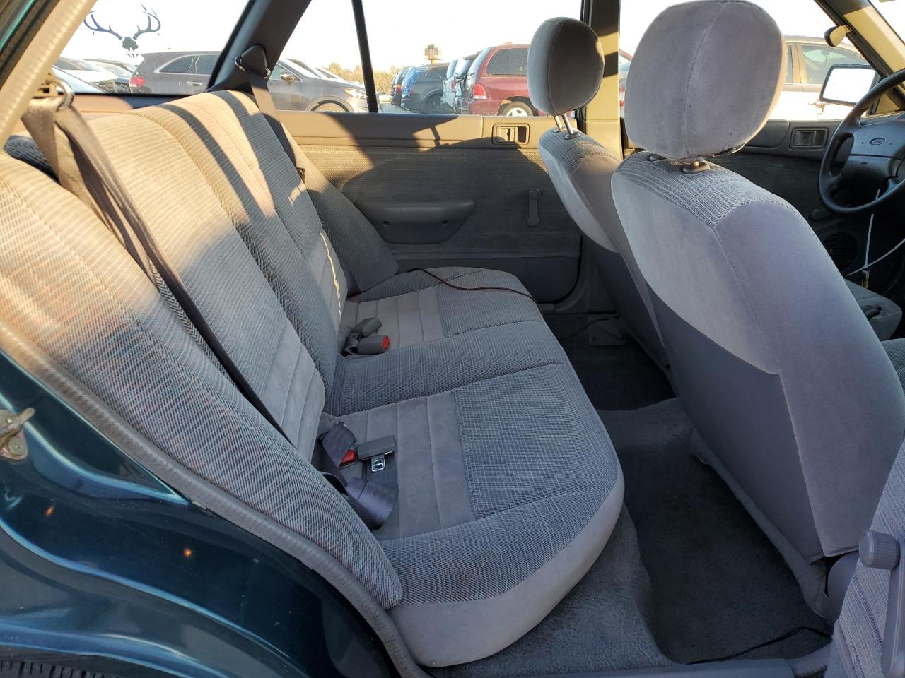 1995 Ford Escort - Image 11