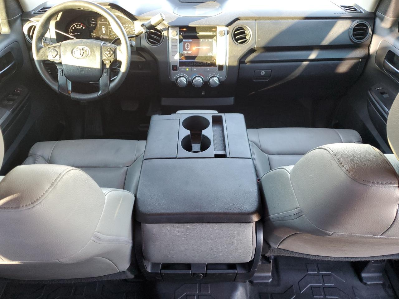 2018 Toyota Tundra - Image 8