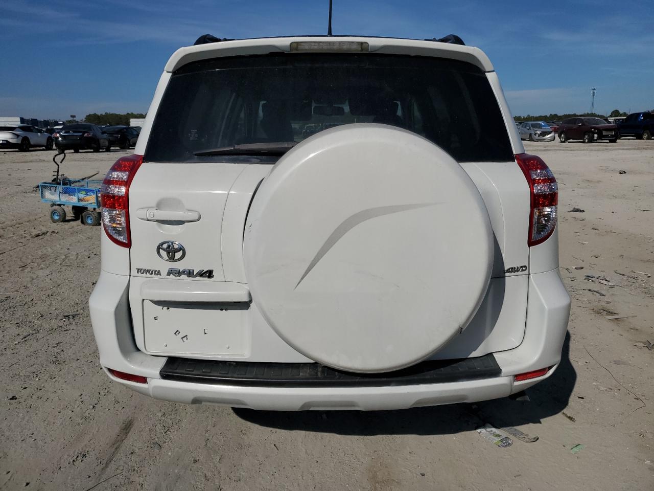2010 Toyota RAV 4 - Image 6