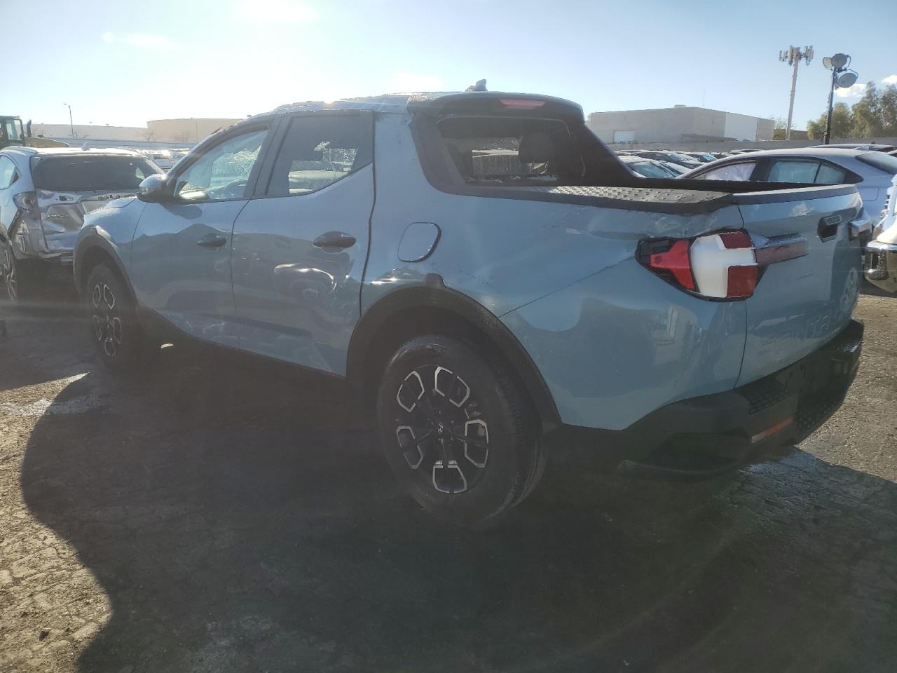2024 Hyundai Santa Cruz - Image 2