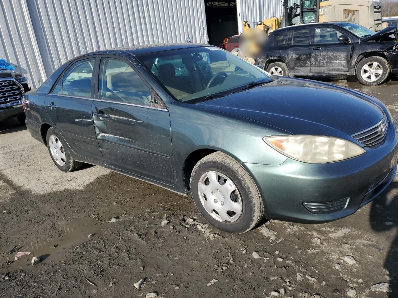 2006 Toyota Camry - Image 4