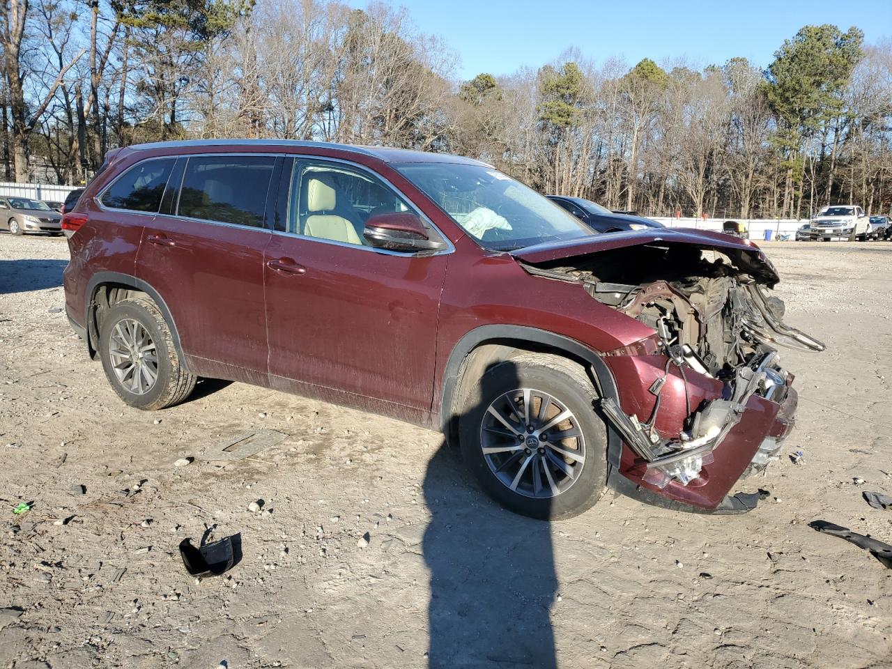 2017 Toyota Highlander - Image 4