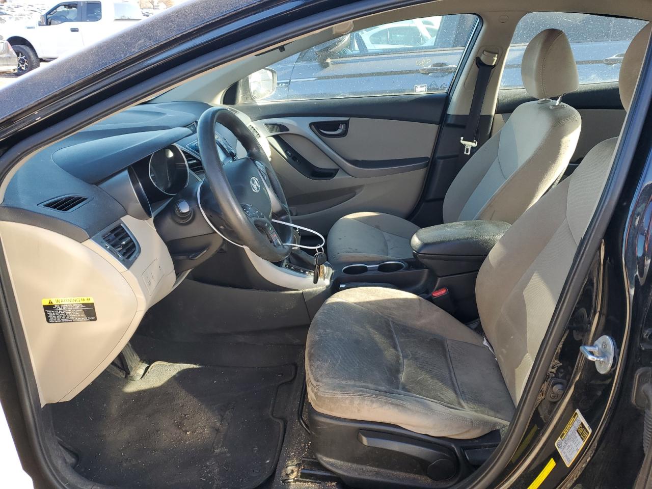 2014 Hyundai Elantra - Image 7