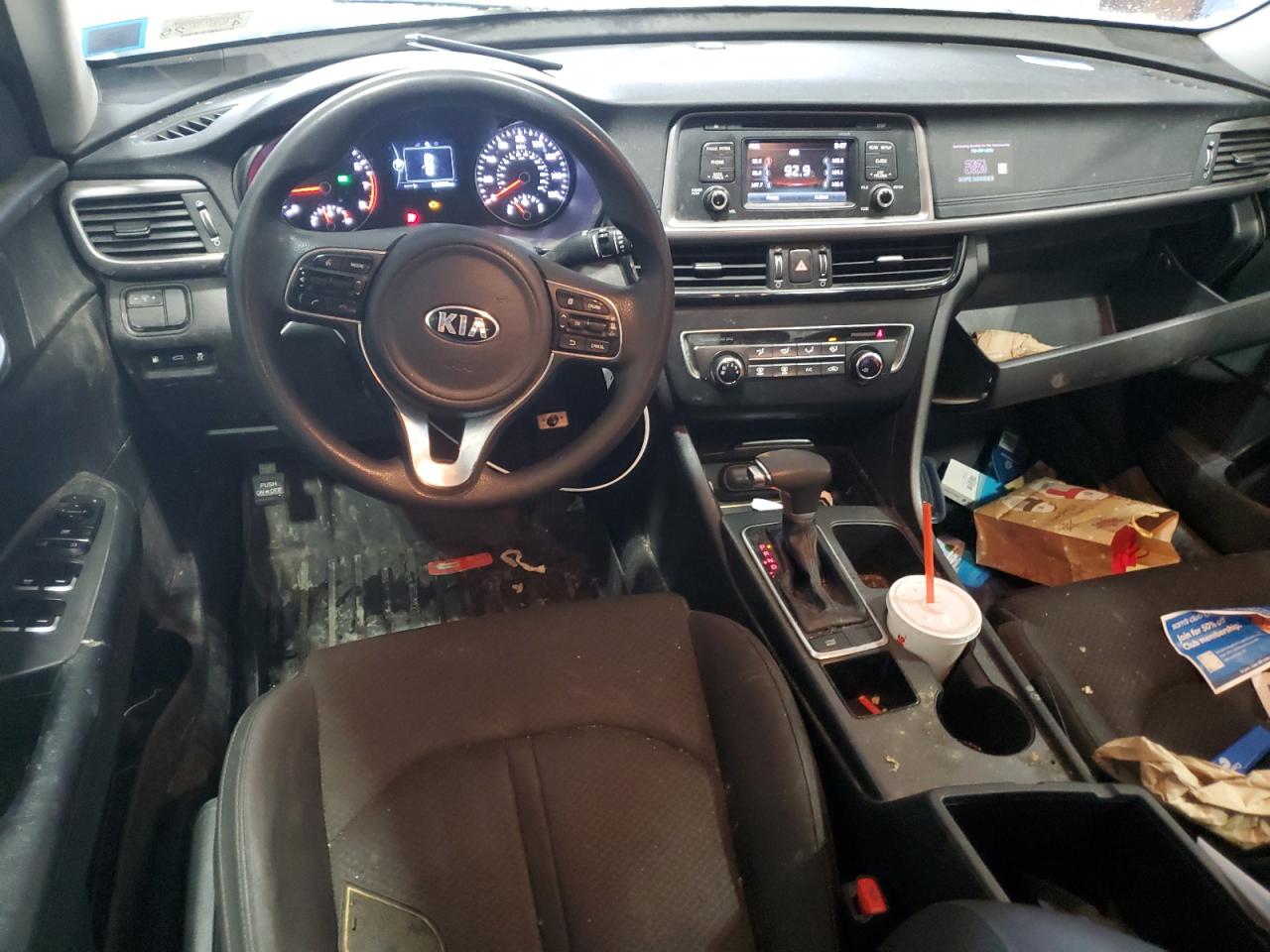 2017 Kia Optima - Image 8