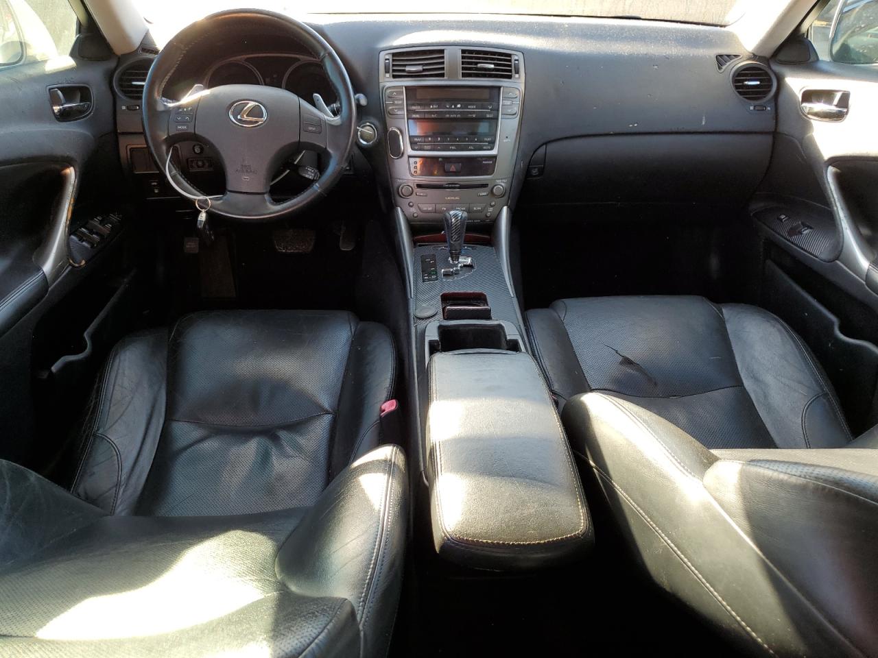 2006 Lexus IS - Image 8