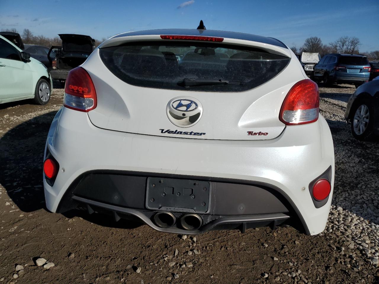2016 Hyundai Veloster - Image 6