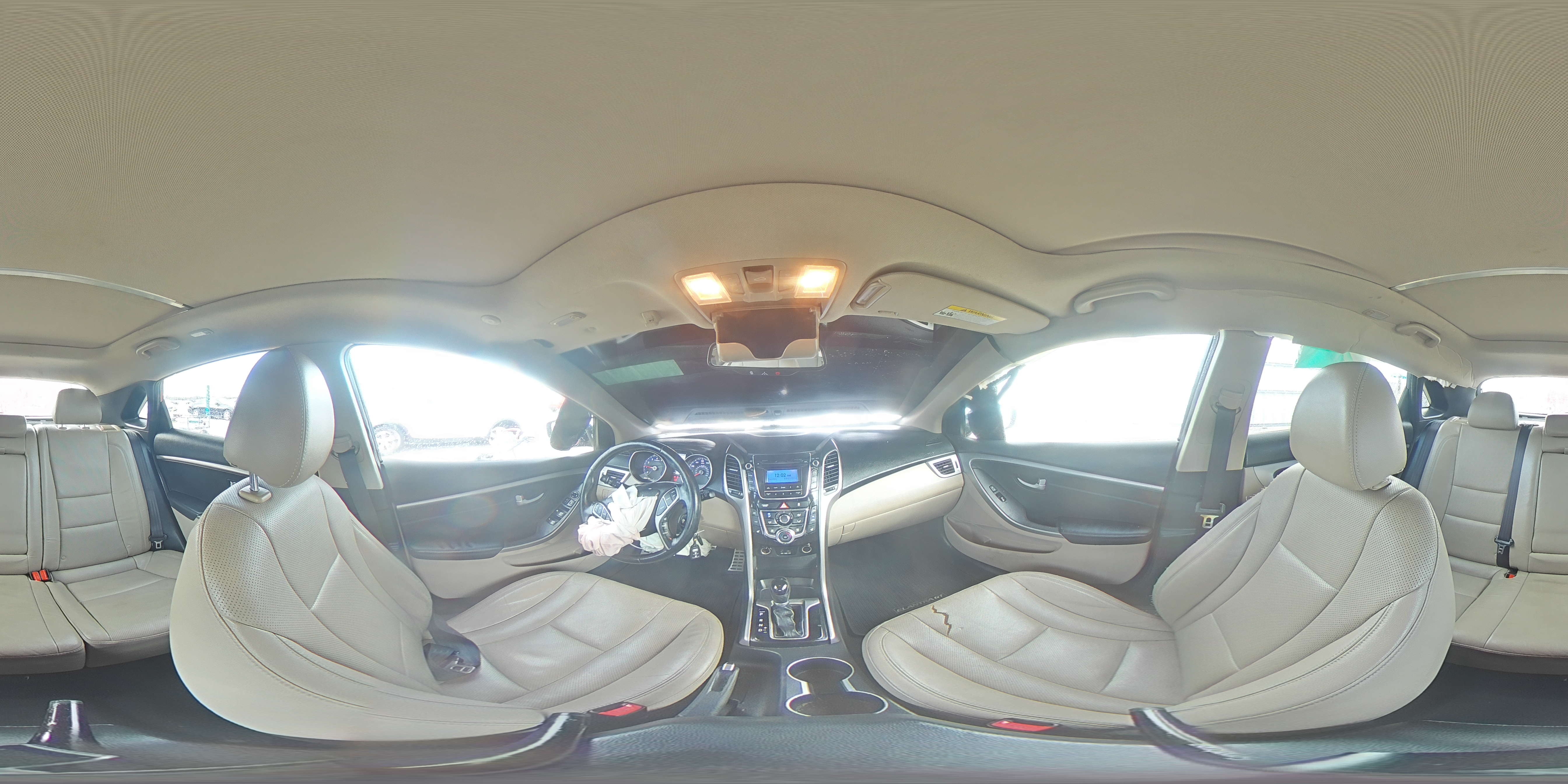 2013 Hyundai Elantra - Image 14