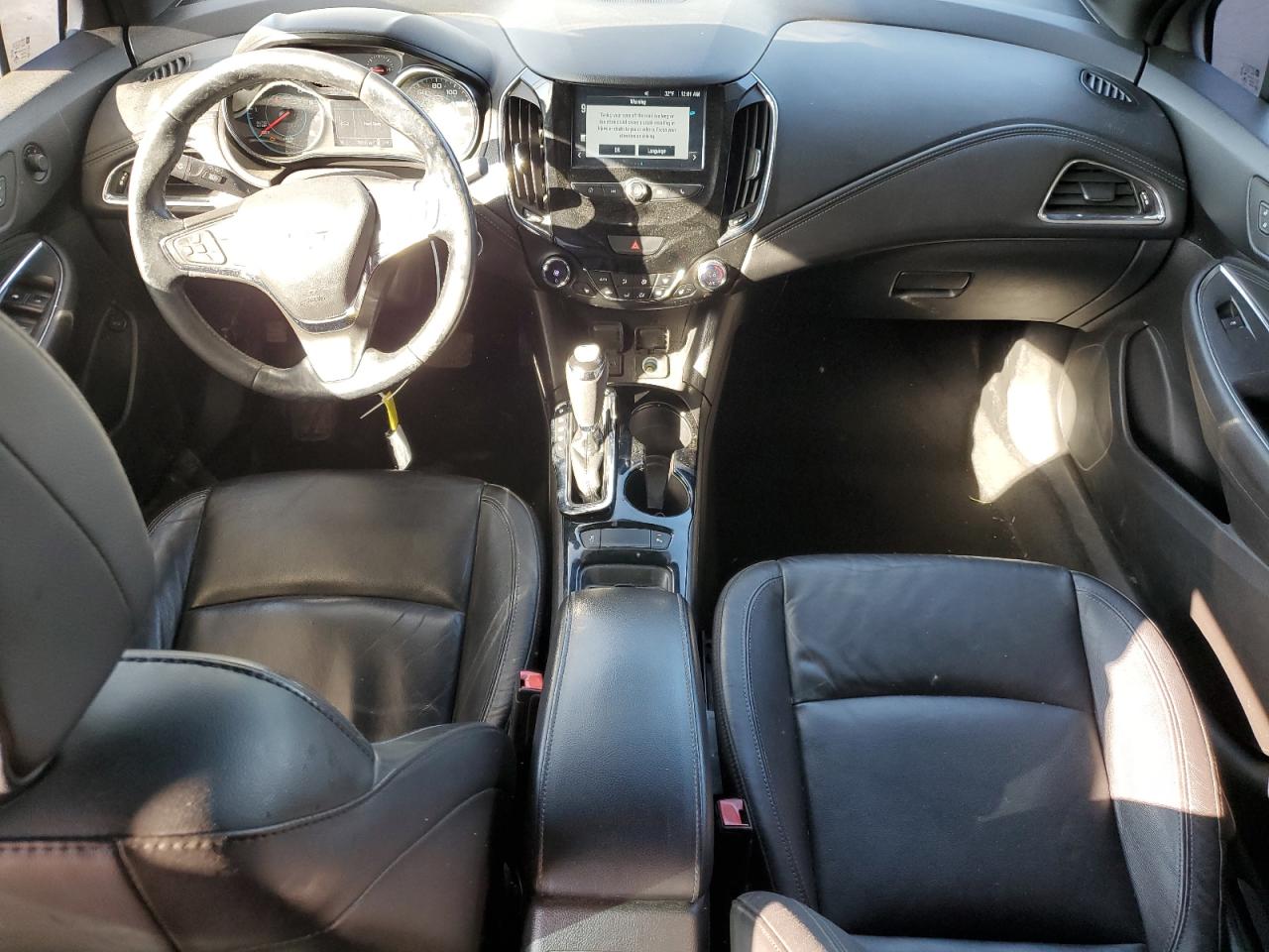 2017 Chevrolet Cruze - Image 8