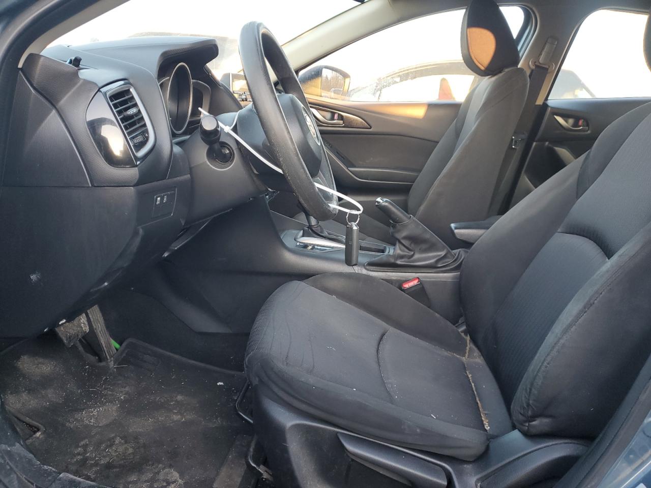 2014 Mazda 3 - Image 7