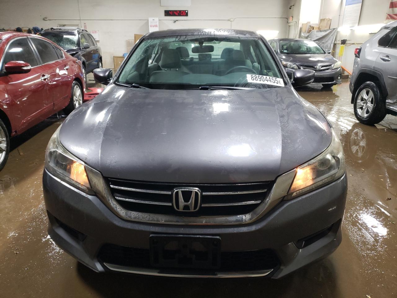 2013 Honda Accord - Image 5