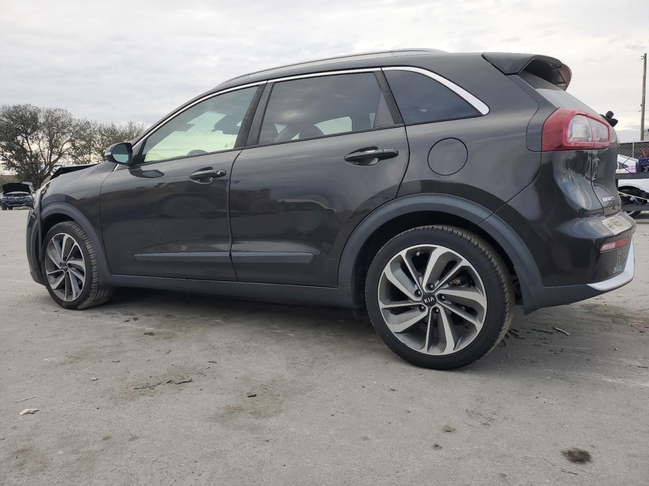 2017 Kia Niro Ex Touring VIN: KNDCE3LC7H5043948 Lot: 88099155