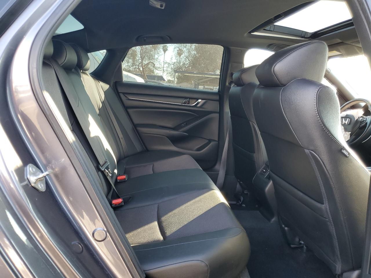 2020 Honda Accord - Image 10