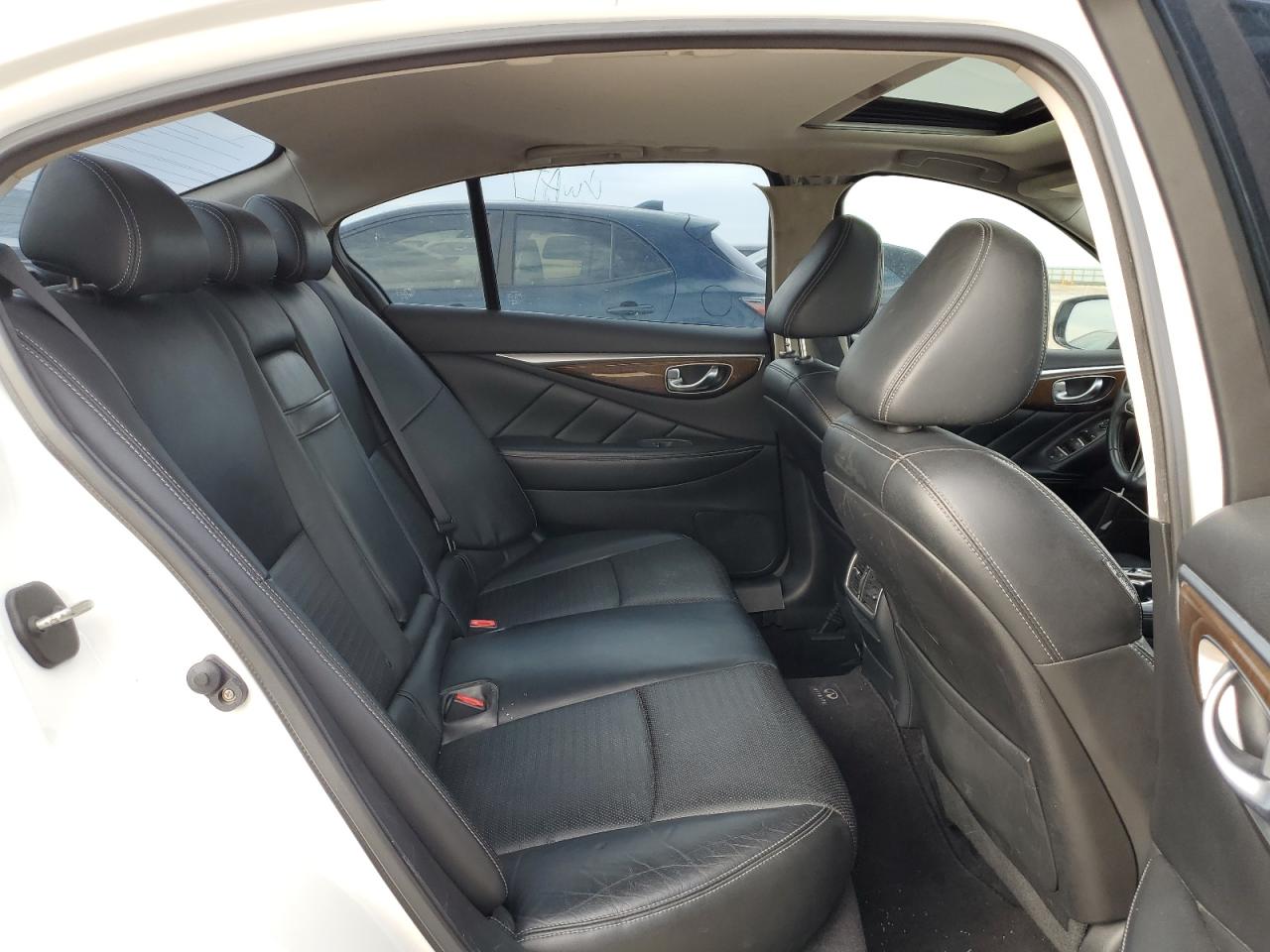 2014 Infiniti Q50 - Image 10