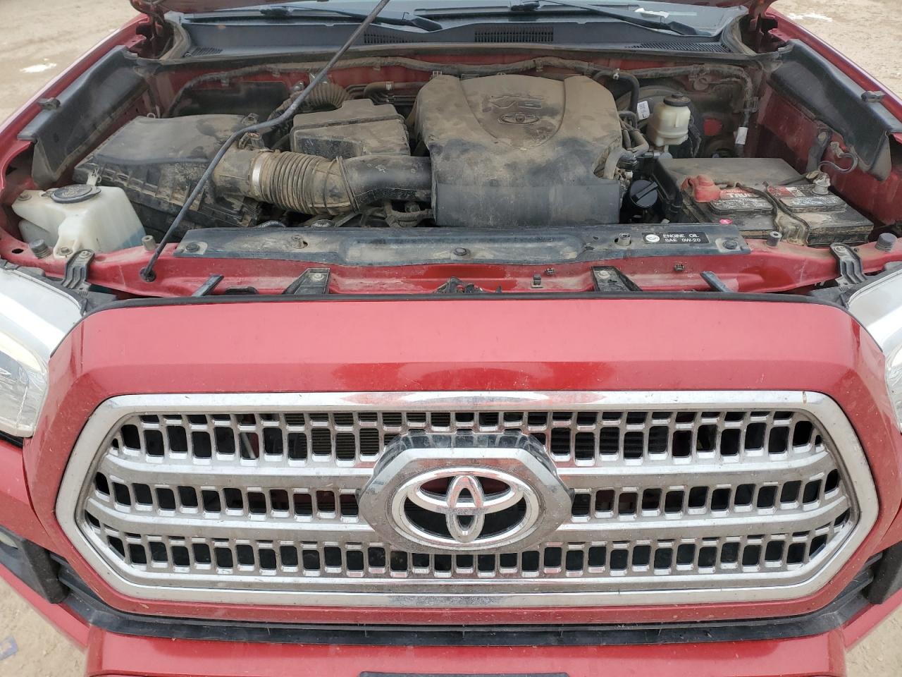 2017 Toyota Tacoma - Image 11