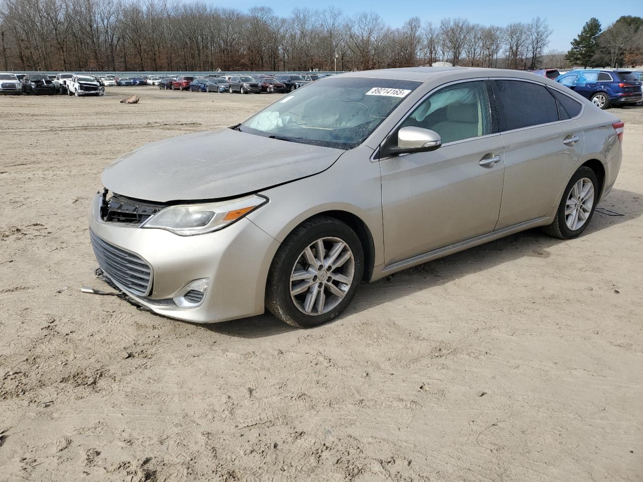 2015 Toyota Avalon - Image 1